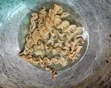 A picture of step 1 of Chinese Bhel Indian Style.