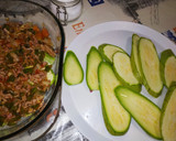 Foto del paso 4 de la receta: Pastel de calabacín relleno y gratinado al horno