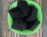 Foto langkah ke 8 dari resep Bolu Ketan item Kukus.