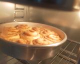 Foto langkah ke 8 dari resep Sourdough Cinnamon Rolls.