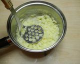 A picture of step 2 of Farmhouse recipe: Quick, Easy Potage.