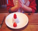 A picture of step 8 of Easy Strawberry Daifuku to Make with Kids.