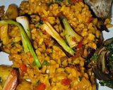 Foto del paso 10 de la receta: Arroz Maty, con alcachofas confitadas, ajos tiernos, gambas langostineras y sepia