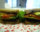 A picture of step 5 of Healthy Avocado & Hijiki Seaweed Sandwich.