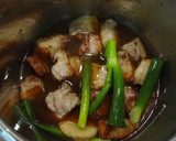 A picture of step 2 of You Can Cut it with Chopsticks: Tender Pork Chunks Using a Pressure Cooker.