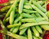 Hình bước làm 1 của món Tim gà xào thập cẩm