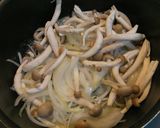 A picture of step 2 of Japanese Flavored Tarako Cream Pasta.
