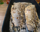 Foto del paso 4 de la receta: Salmón a la sal