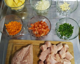 Foto del paso 1 de la receta: Fideo tirabuzón con tuco de Pollo