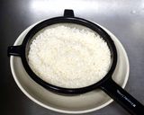 A picture of step 1 of Carrot Rice.