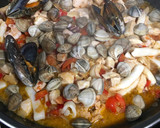 Foto del paso 3 de la receta: Arroz con Carne y pescado