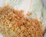 A picture of step 3 of Coconut gullisuwa.