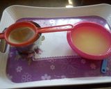 A picture of step 1 of Orange and ginger juice.