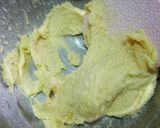 A picture of step 3 of Banana Muffins.