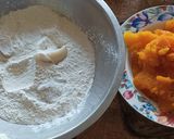 Foto del paso 2 de la receta: Sopaipillas con zapallo
