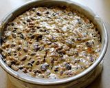 A picture of step 5 of Easy Last Minute Christmas Cake.