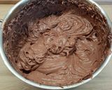 Csokis-krémes torta recept fázis 10 fotója