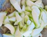 Hình bước làm 3 của món Mướp xào chao