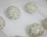 A picture of step 3 of Black Sesame Sweet Potato Paste Bread.