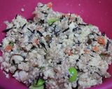 A picture of step 3 of Simmered Gomoku (Five-Ingredient) "Kinchaku" Pouches Stuffed with Tofu and Ground Chicken.
