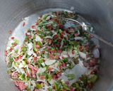 A picture of step 2 of Chicken hakka nodals.