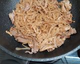 A picture of step 3 of Stir-Fried Rice Noodles with Pork and Chinese Broccoli (Pad See Ew).