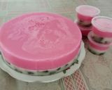 Foto langkah ke 4 dari resep Puding Oreo Kombinasi.