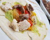 Foto del paso 7 de la receta: Fajitas muy ricas para comer con amigos