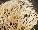 A picture of step 3 of My Pulled Beef Stir fry. 😀.