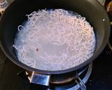 A picture of step 3 of Veg Soya Chowmin.