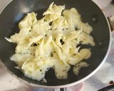 Foto del paso 1 de la receta: Costras de queso