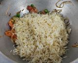 A picture of step 5 of Spinach and green peas Pulao.