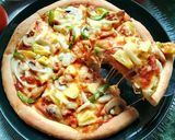 Gambar langkah 13 resipi Hawaiian Pizza 🍕🍍.