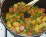 A picture of step 3 of Rice and Potato Soup.