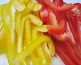 A picture of step 2 of Chicken Tenders & Bell Peppers with Black Sesame Sauce.