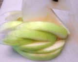 A picture of step 20 of Apple Swan.