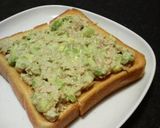 A picture of step 3 of Mayonnaise Tuna and Avocado Spread.