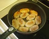 A picture of step 5 of Pork Fillets with Vegetable Sauce.