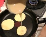A picture of step 3 of Seriously Delicious! Sesame Cream Cheese Dorayaki.