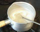 A picture of step 4 of Coffee and Milk Agar Jello.