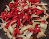 Foto langkah ke 4 dari resep Japanese Chicken Nanban with paprika.