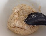 A picture of step 1 of Schwäbisch Zwiebelkuchen (Southern German Onion Tart).