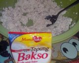 Foto langkah ke 3 dari resep Bakso tahu ricecooker ala anak kos.