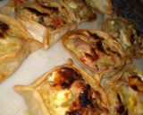 Foto del paso 4 de la receta: Canastitas de pollo🥟