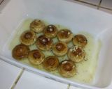 A picture of step 5 of Roasted Mushrooms with Garlic and Thyme.