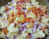 A picture of step 1 of Maggi bhel.