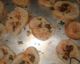 Foto del paso 2 de la receta: Un clásico! Pan de ajo express💞