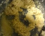 A picture of step 3 of Sooji Halwa.