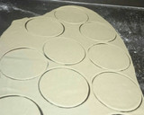 Foto del paso 8 de la receta: Empanadillas de pisto manchego a modo mío