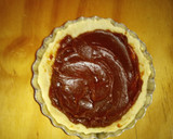 Foto del paso 5 de la receta: Tarta de dulce de leche y coco con grasa